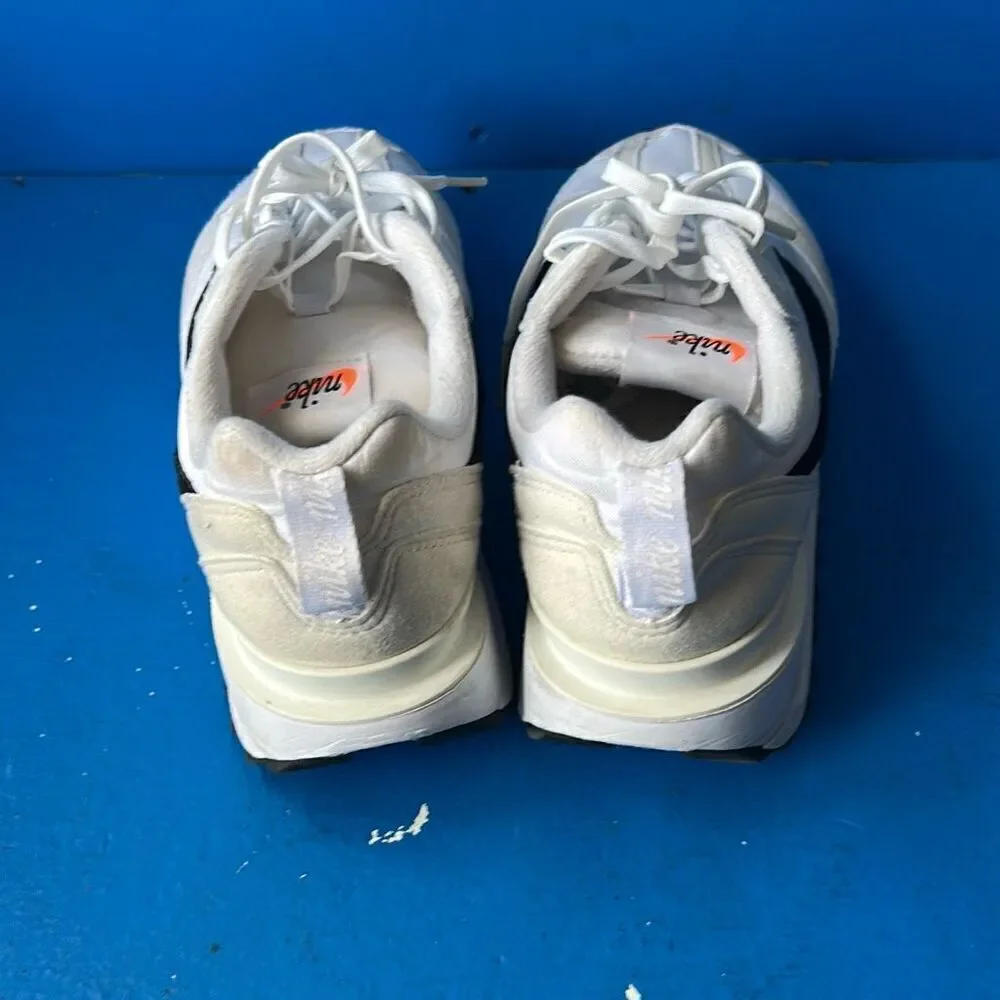 Nike™ Air Max Dawn 'White Total Orange' Sneakers DH5131-101 Wmn Sz 6